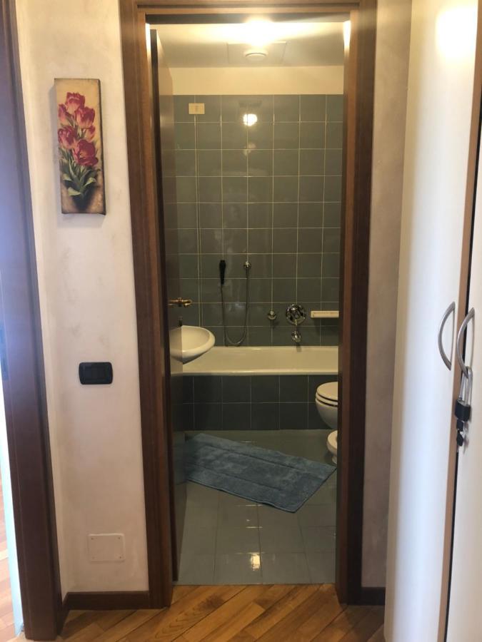 Casa Mic & Tig Apartment Menaggio Ngoại thất bức ảnh